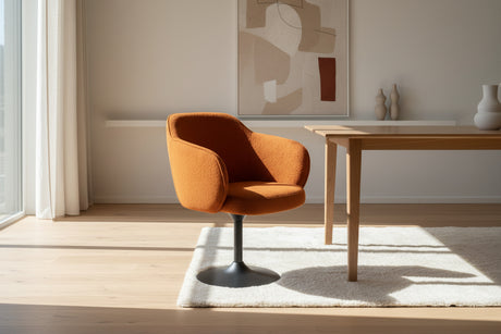 Chaise de repas Calise en situation - en showroom -  tissu 100% polyester