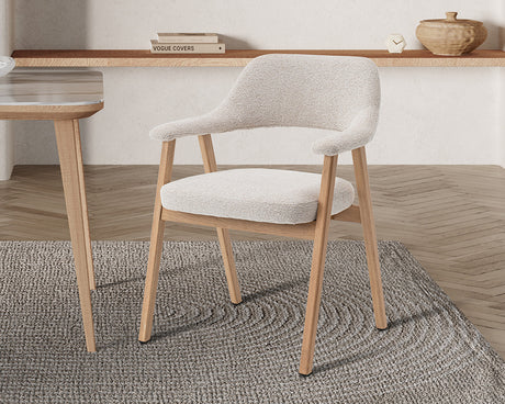 Chaise salle à manger Corail en situation – salle à manger – tissu beige