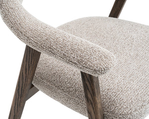 Détail accoudoir – Corail – tissu sable