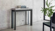 Console extensible Domino fermée, 30 cm de profondeur, plateau mélamine gris et structure métal noir