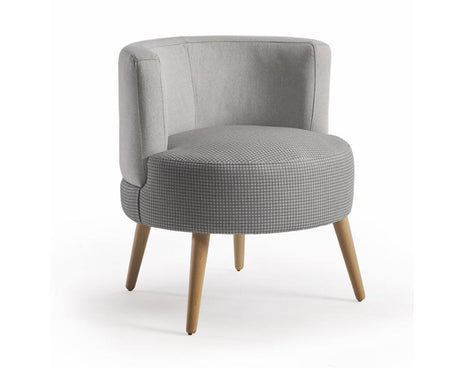 Fauteuil crapaud en tissu gris clair pieds bois - Souffle d'intérieur