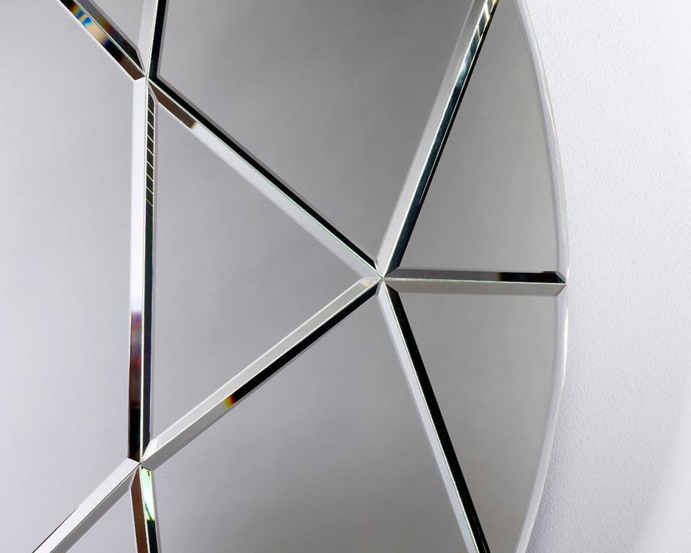 Miroir rond design diamant 90 cm – vue en situation salon