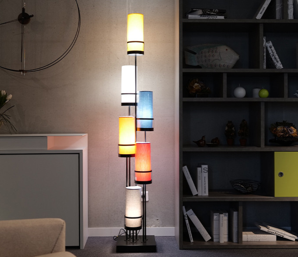 Lampadaire moderne au design de salon - SIXT - Flamluce – Souffle d ...