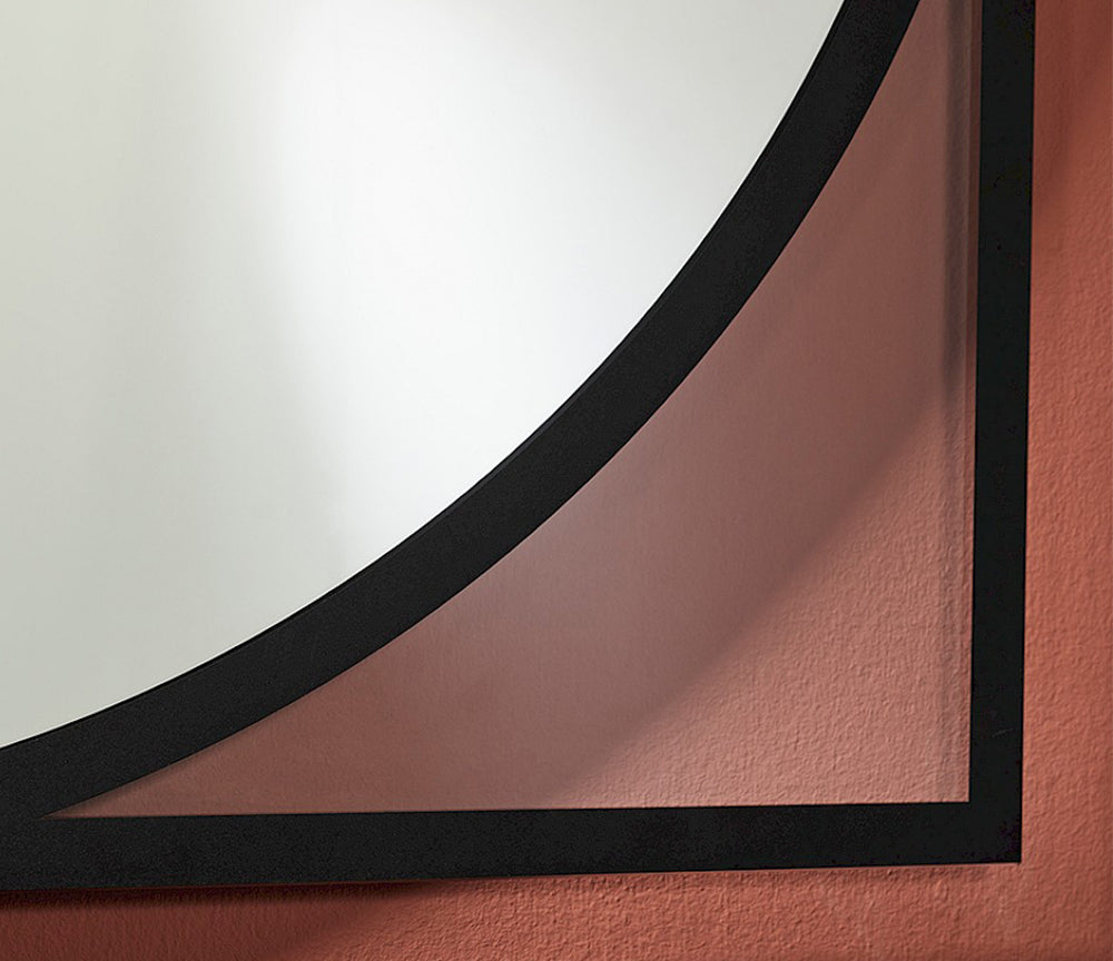 Miroir rond cadre carré noir Circo – détail contraste graphique