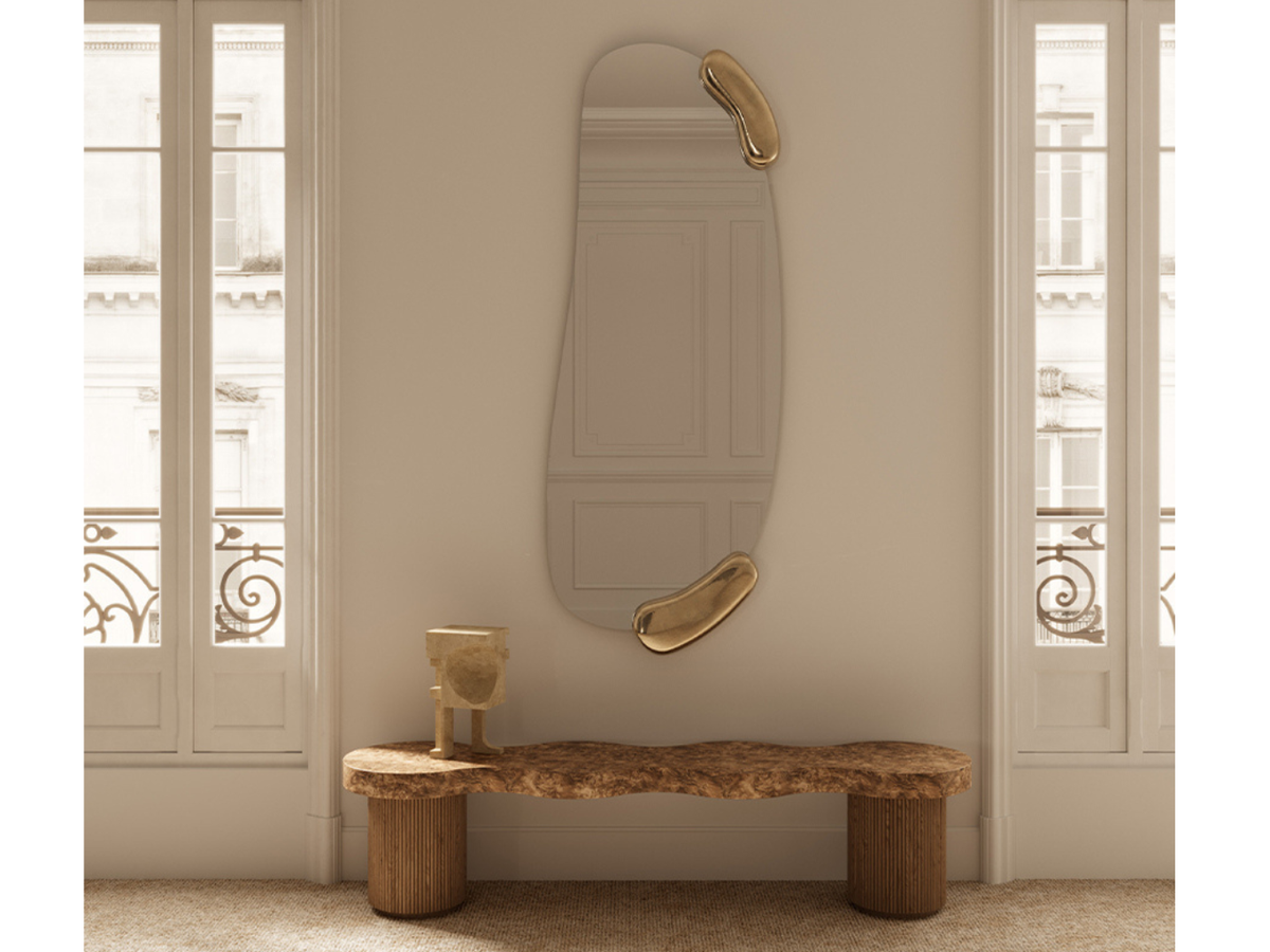 Grand miroir design mural Calcoly – vue d'ensemble, contour arrondi doré