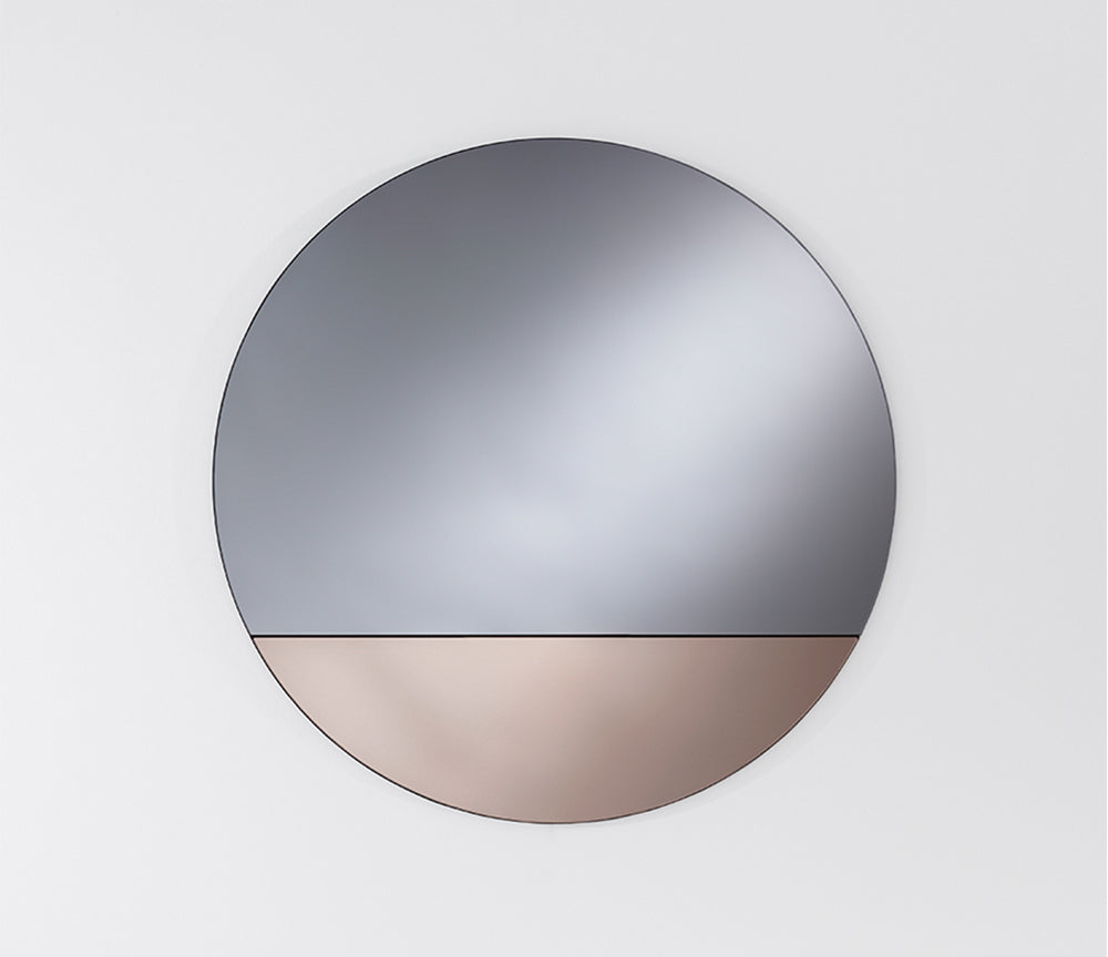 Miroir rond bicolore Cord Bronze – vue en situation salon