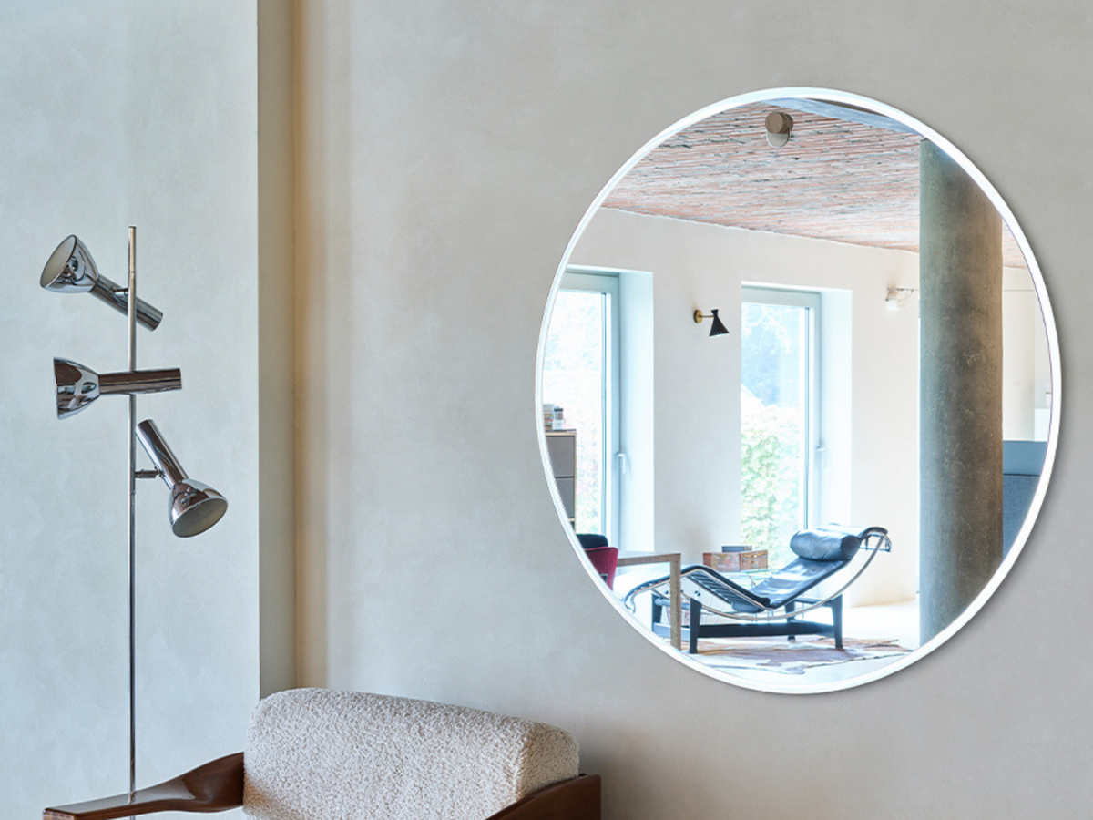 Grand miroir rond design Globo – vue d'ensemble, contour naturel