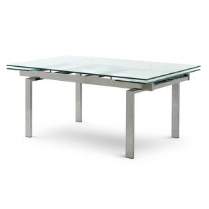 table a manger en verre sur un fond blanc