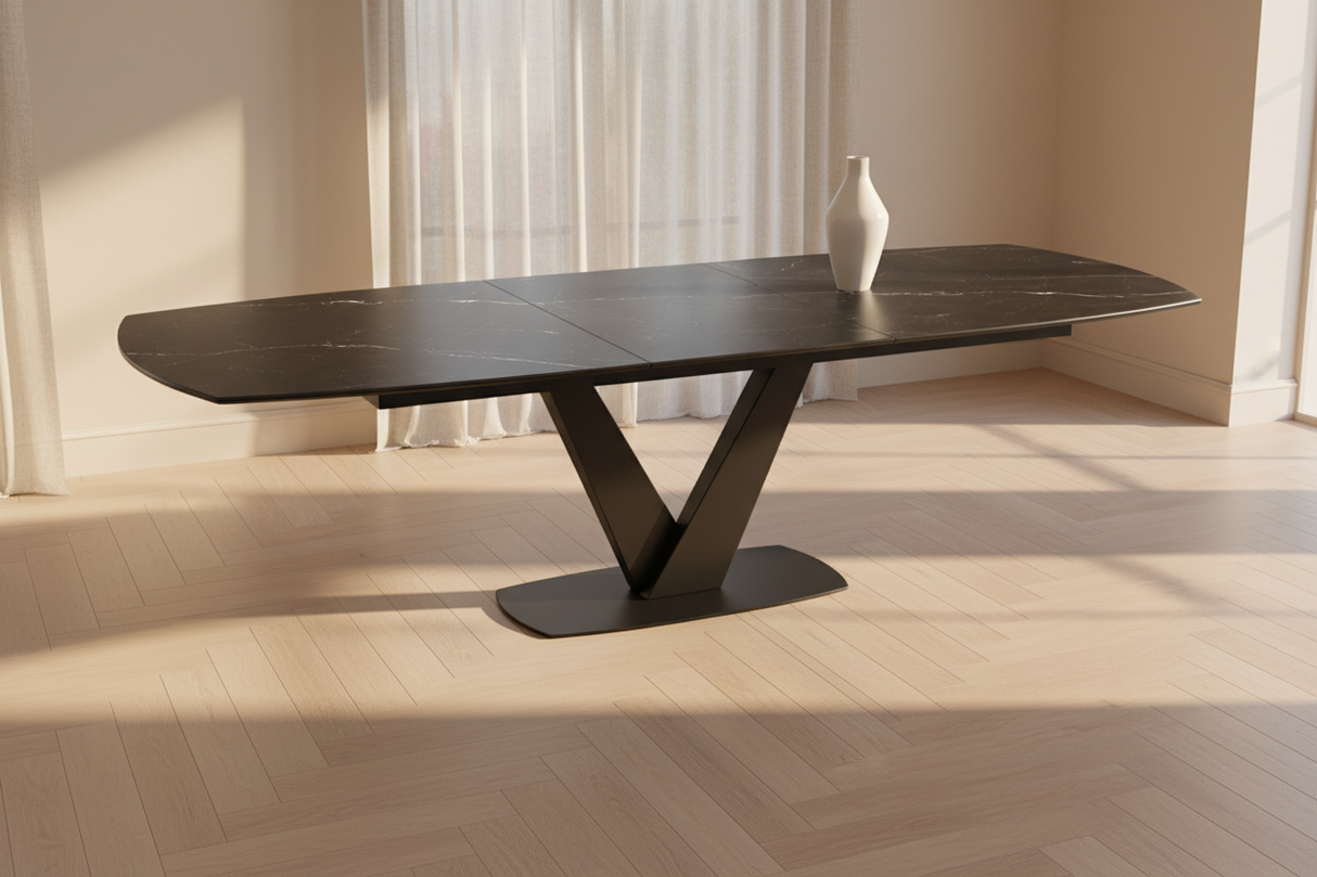 Columbiana table ovale céramique extensible – zoom piètement métal noir mat et chant plateau marbre