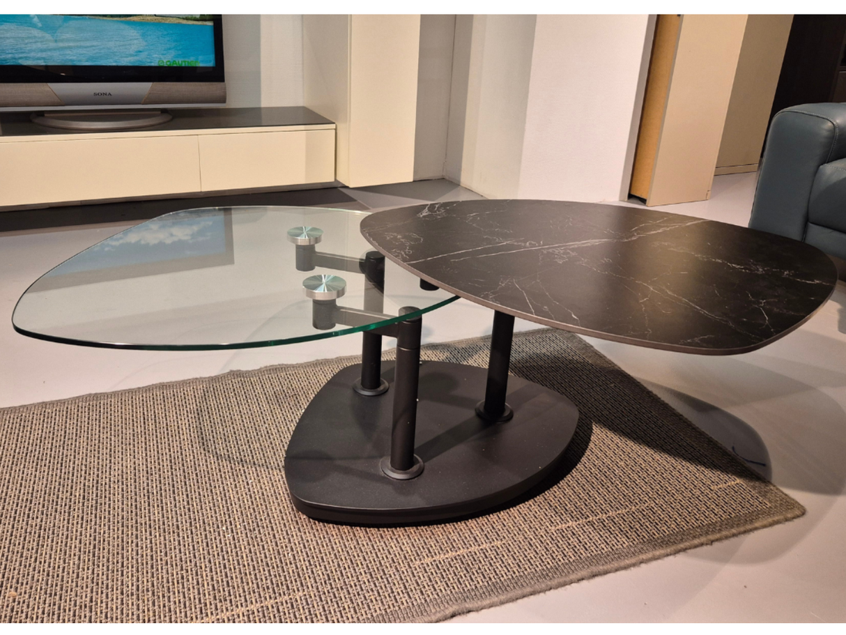 Table basse ceramique pivotante exposé au magasin de Yerres Souffle d'intéreur