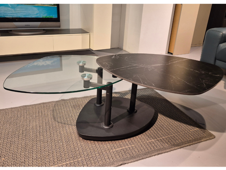 Table basse ceramique pivotante exposé au magasin de Yerres Souffle d'intéreur