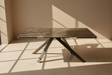 Nestory table extensible céramique marbre – vue style scandinave contemporain, piètement métal peint