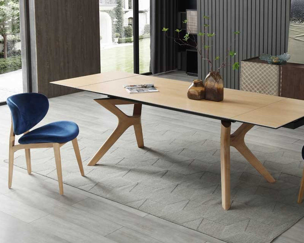 Table à manger Morid en situation – salle à manger – bois clair