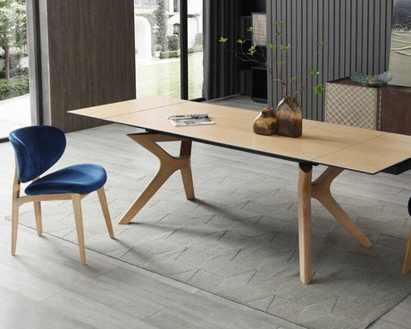 Table à manger Morid en situation – salle à manger – bois clair