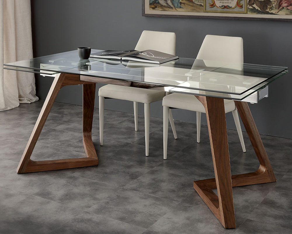 Table Ken verre extensible - vue de face", "Détail pieds bois noyer incurvés