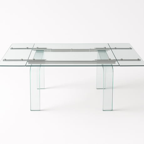 table en verre transparente sur fond blanc