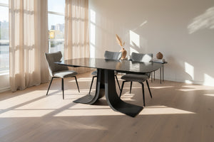 Table en verre noir extensible - Souffle d'intérieur - lievens - aurel