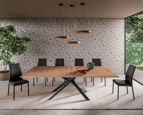 Mise en scène salle à manger : table extensible en bois Quatro