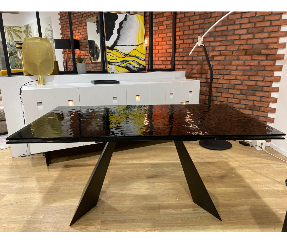 Table en verre noir fumé extensible design rectangulaire pieds métal - Watersy