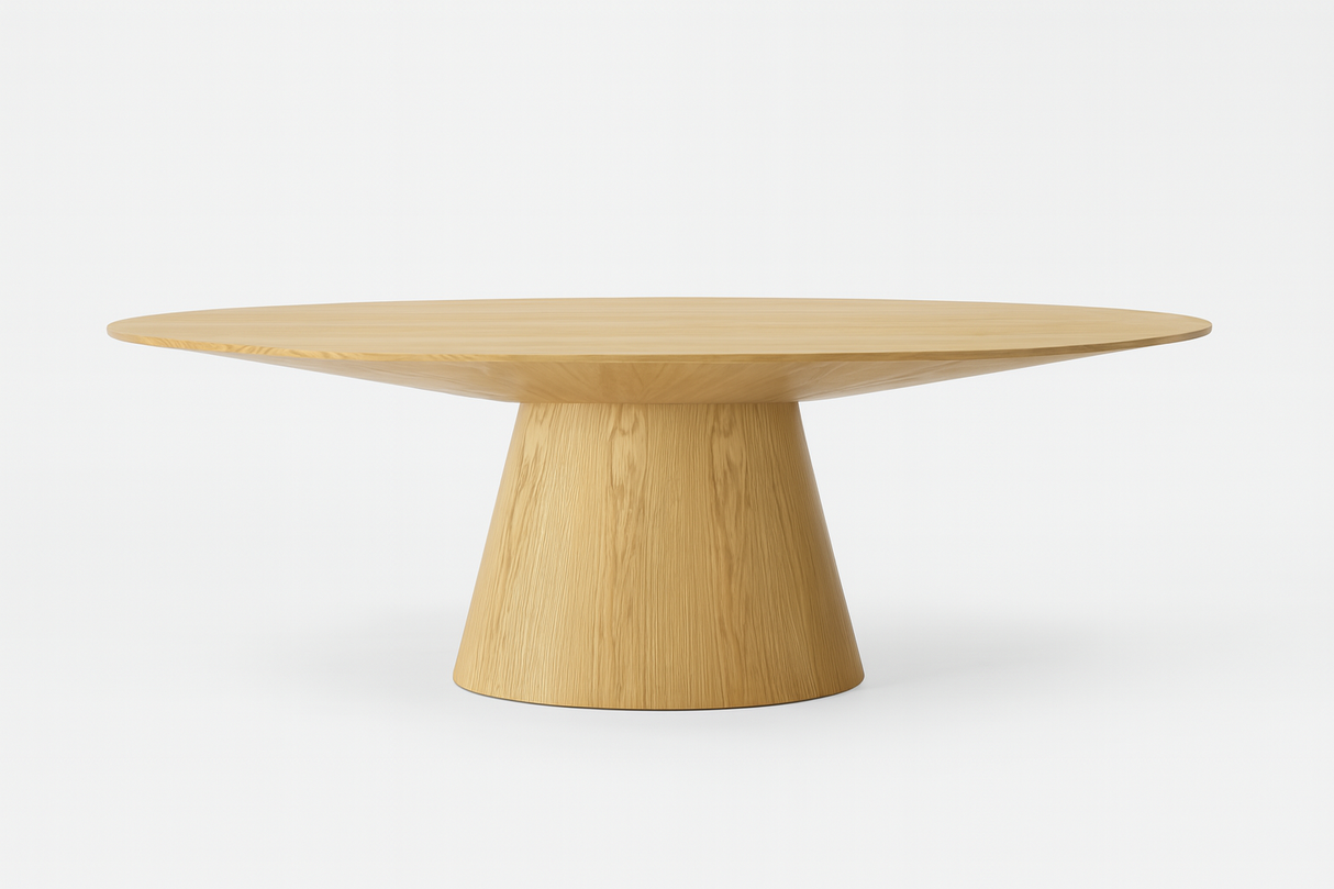 Table ovale en bois chêne clair avec pied central sur fond blanc
