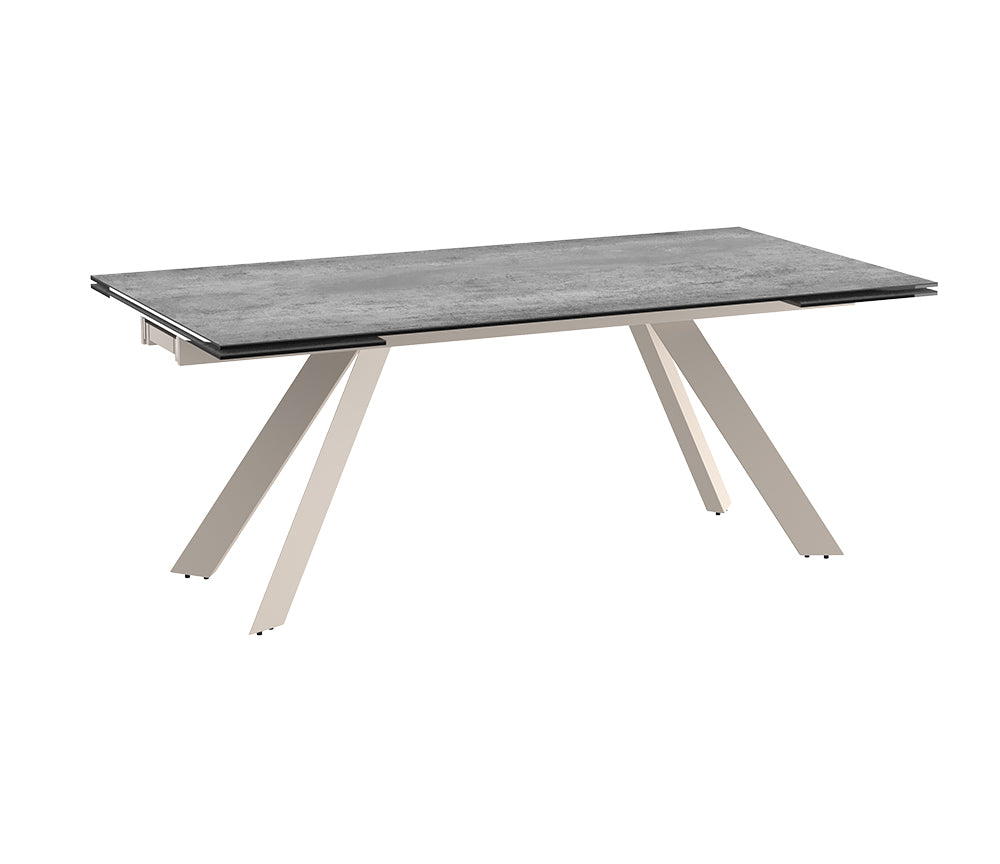 Table repas extérieur design couleur argent pied gris cachemire  - Akante - Souffle d'Intérieur
