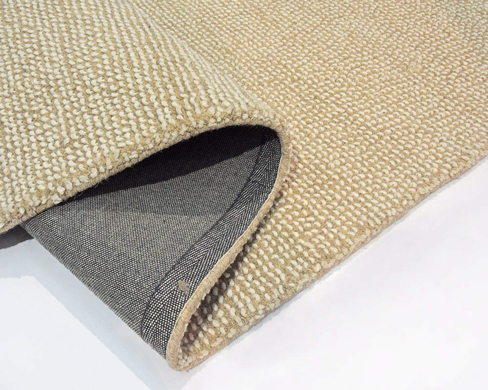Tapis pour le salon unicolore beige - Salgueiro rugs - Souffle d'Intérieur