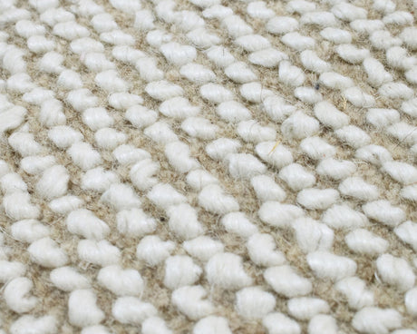 Tapis pour le salon unicolore beige - Salgueiro rugs - Souffle d'Intérieur