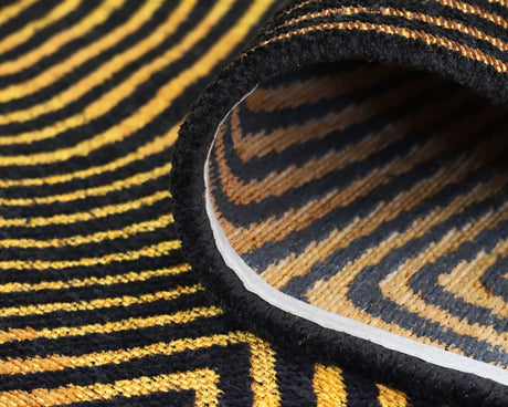 Tapis sous table geometrique - Salgueiro rugs - Souffle d’Intérieur