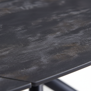 Zoom détaillé sur la céramique grise