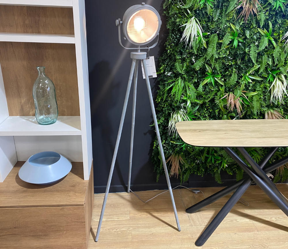 Lampadaire moderne gris industriel design